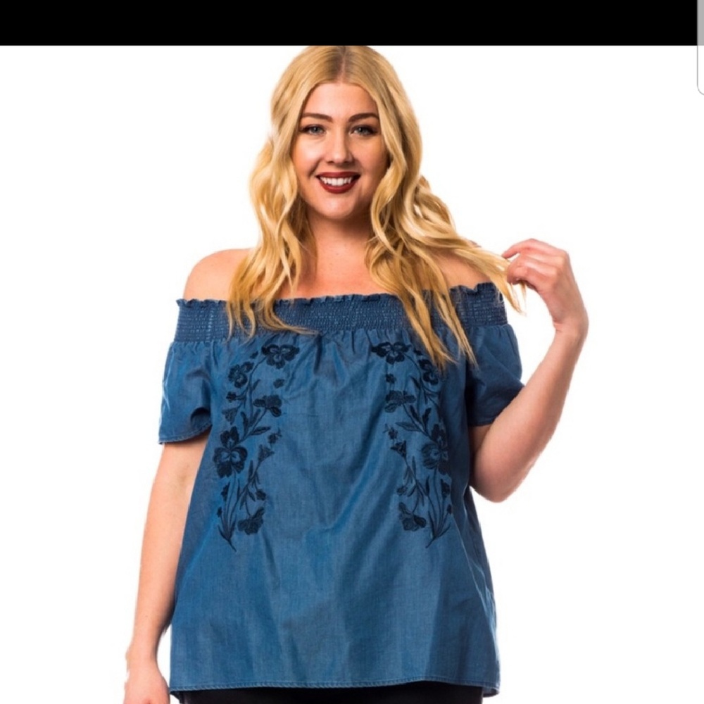New embroidered denim of the shoulder